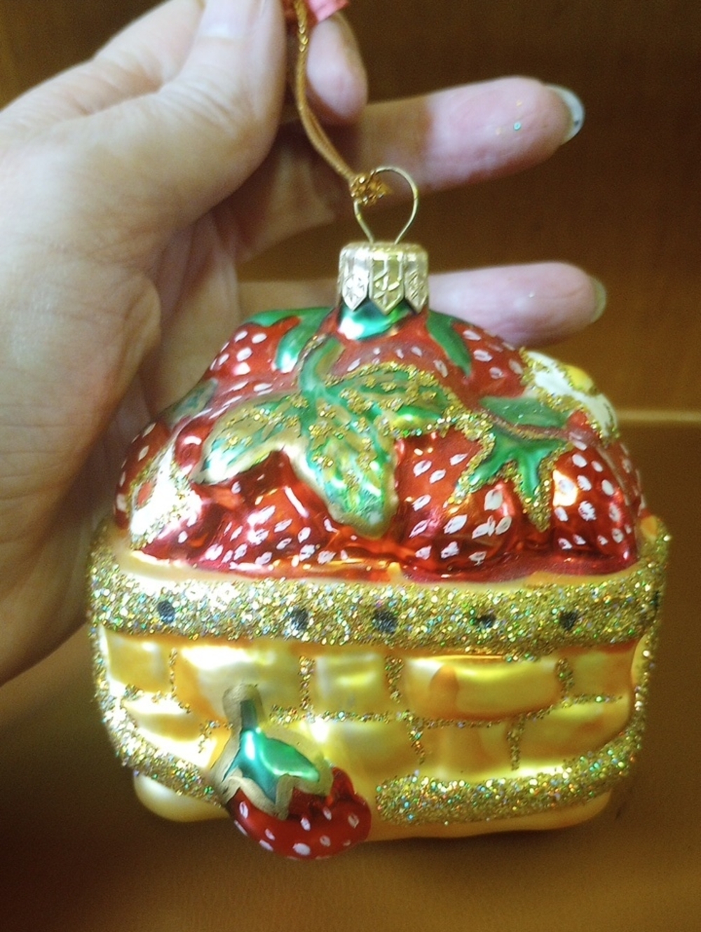 Strawberry Basket 3D Glass Christmas Ornament. Metallic Gold, Red, Green & White